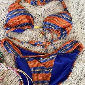 VIX triangle bikini Top and bottom